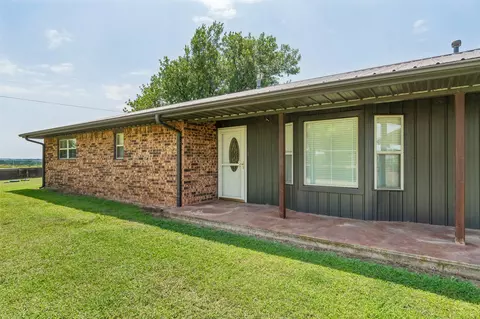 Exterior - 344701 E 750 Rd, Agra, OK 74824 photo 3 of 13