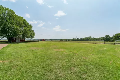 Exterior - 344701 E 750 Rd, Agra, OK 74824 photo 2 of 13