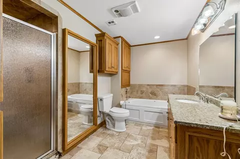 Bath - 344701 E 750 Rd, Agra, OK 74824 photo 1 of 6