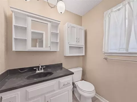 Bath - 8217 Meadow Dr, Fort Smith, AR 72908 photo 3 of 4