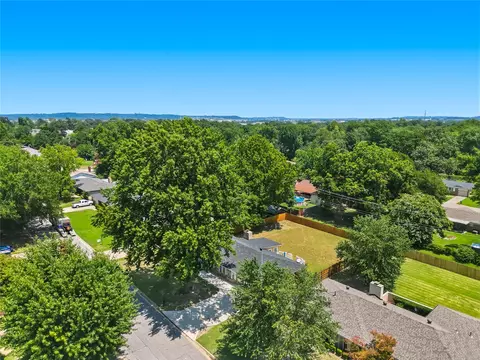 View/Area - 8217 Meadow Dr, Fort Smith, AR 72908 photo 3 of 11