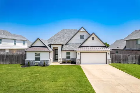 421 E 127th Pl S, Jenks, OK 74037