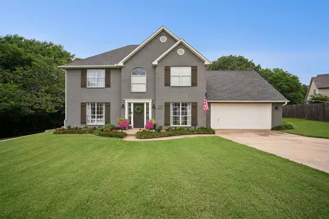 709 W 36th St, Sand Springs, OK 74063