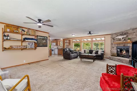 Living - 58700 E 336 Rd, Jay, OK 74346 photo 1 of 4