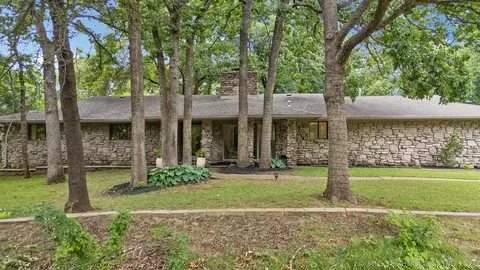 Exterior - 3447 E 76th St, Tulsa, OK 74136 photo 6 of 23