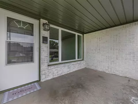 Exterior - 7816 E 4th St, Tulsa, OK 74112 photo 4 of 6
