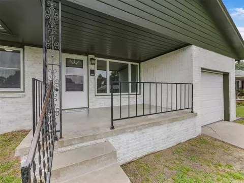 Exterior - 7816 E 4th St, Tulsa, OK 74112 photo 3 of 6
