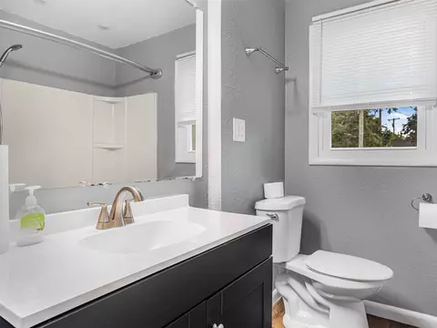 Bath - 7816 E 4th St, Tulsa, OK 74112 photo 2 of 3