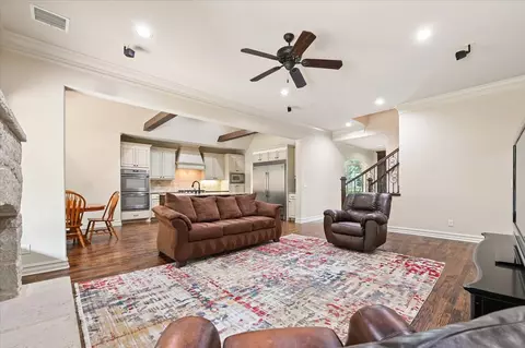 Living - 9669 E 107th St S, Tulsa, OK 74133 photo 3 of 6
