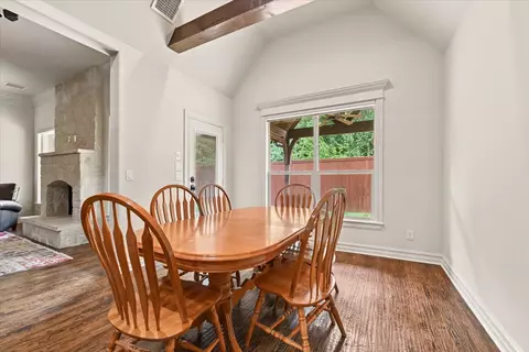Dining - 9669 E 107th St S, Tulsa, OK 74133 photo 2 of 2