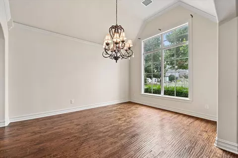 Living - 9669 E 107th St S, Tulsa, OK 74133 photo 5 of 6