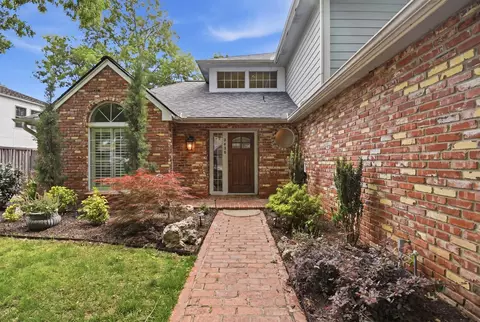 Exterior - 3436 E 86th St, Tulsa, OK 74137 photo 3 of 10