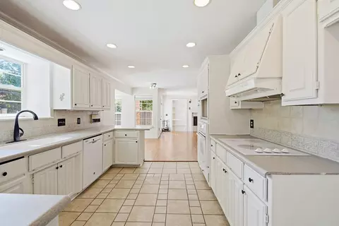Kitchen - 3436 E 86th St, Tulsa, OK 74137 photo 1 of 3