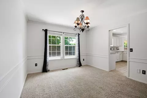 Dining - 3436 E 86th St, Tulsa, OK 74137 photo 1 of 1