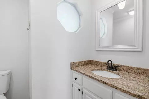 Bath - 3436 E 86th St, Tulsa, OK 74137 photo 3 of 6