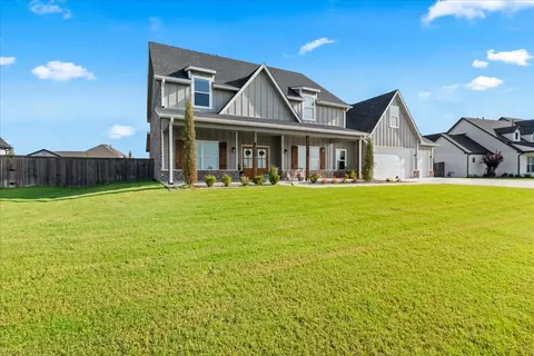 Exterior - 113 E 168th St S, Glenpool, OK 74033 photo 3 of 17
