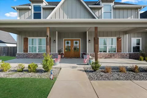 Exterior - 113 E 168th St S, Glenpool, OK 74033 photo 8 of 17