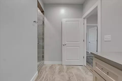 Entry Way - 113 E 168th St S, Glenpool, OK 74033 photo 7 of 7