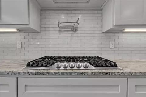Kitchen - 113 E 168th St S, Glenpool, OK 74033 photo 6 of 9