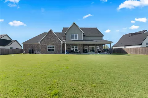 Exterior - 113 E 168th St S, Glenpool, OK 74033 photo 15 of 17