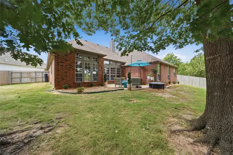 Exterior - 9519 E 78th Pl, Tulsa, OK 74133 photo 6 of 8