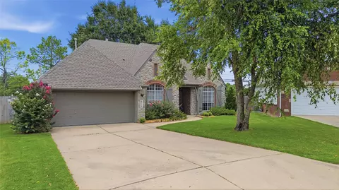 Exterior - 9519 E 78th Pl, Tulsa, OK 74133 photo 7 of 8