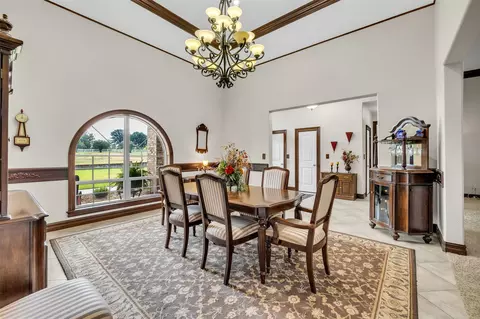 Dining - 27318 E 758 Rd, Wagoner, OK 74467 photo 2 of 3