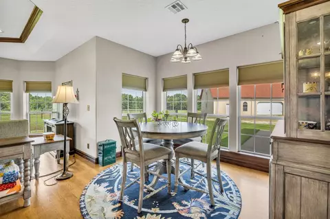 Dining - 27318 E 758 Rd, Wagoner, OK 74467 photo 3 of 3