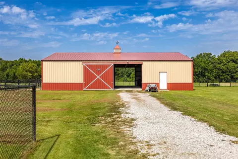 Exterior - 27318 E 758 Rd, Wagoner, OK 74467 photo 3 of 10