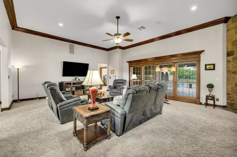 Living - 27318 E 758 Rd, Wagoner, OK 74467 photo 2 of 4