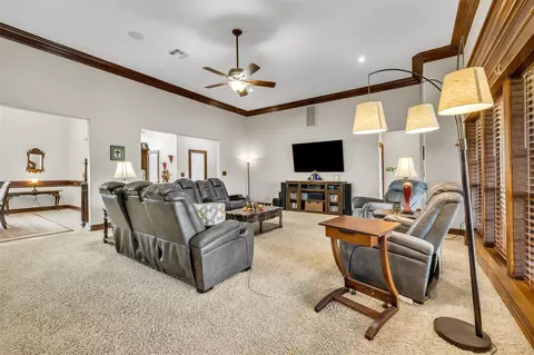 Living - 27318 E 758 Rd, Wagoner, OK 74467 photo 3 of 4