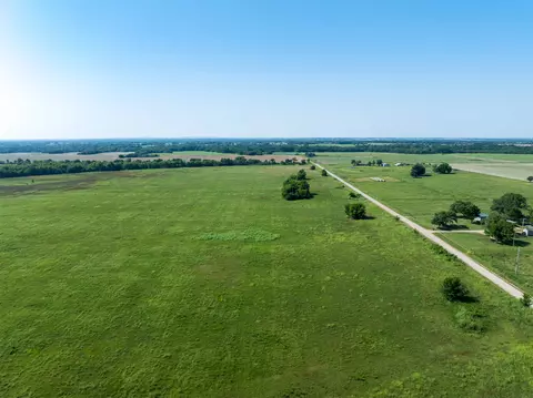 2 N 320 Rd, Morris, OK 74445 photo 16
