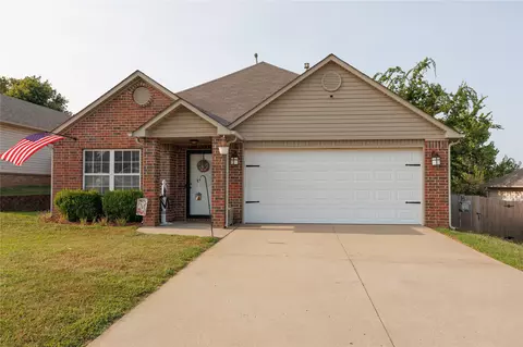 7945 Liberty Bell Ln, Sapulpa, OK 74066