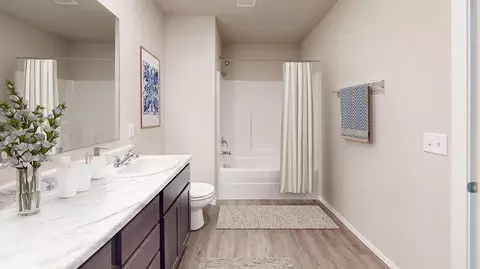 Bath - 3107 S 15th Pl, Broken Arrow, OK 74012 photo 1 of 2