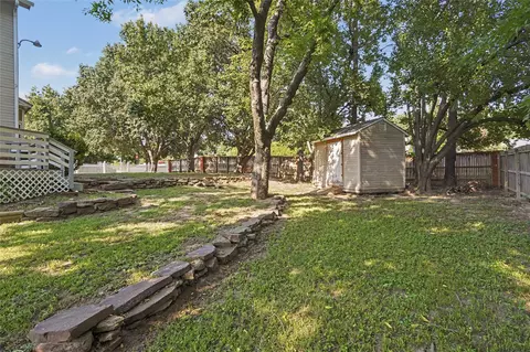 Exterior - 6505 E 78th St, Tulsa, OK 74133 photo 6 of 7