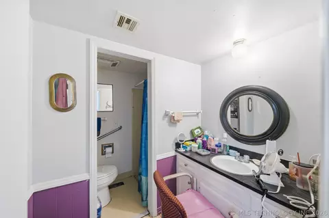 Bath - 9902 E 28th Pl, Tulsa, OK 74129 photo 1 of 3