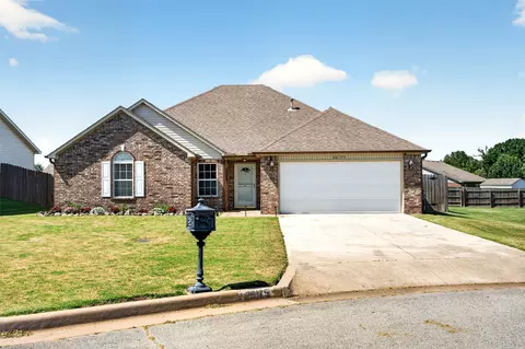 Exterior - 26175 E 90th St S, Broken Arrow, OK 74014 photo 2 of 12