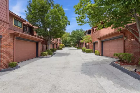 36 Woodward Boulevard 200-17, Tulsa, OK 74114