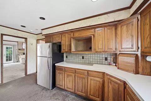 Kitchen - 6209 E 75th St, Tulsa, OK 74136 photo 4 of 4