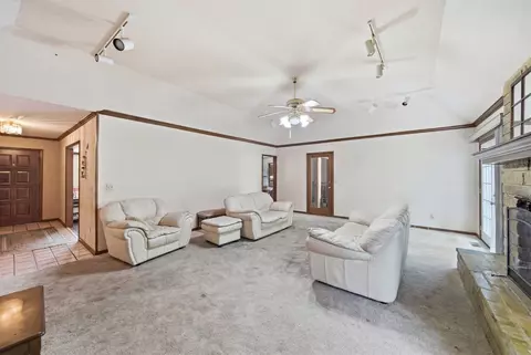 Living - 6209 E 75th St, Tulsa, OK 74136 photo 1 of 2