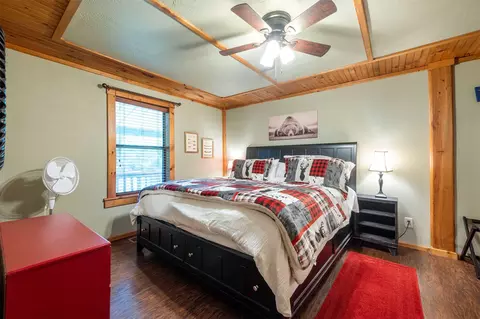Bedroom - 47 Tahnee Ln, Broken Bow, OK 74728 photo 3 of 5