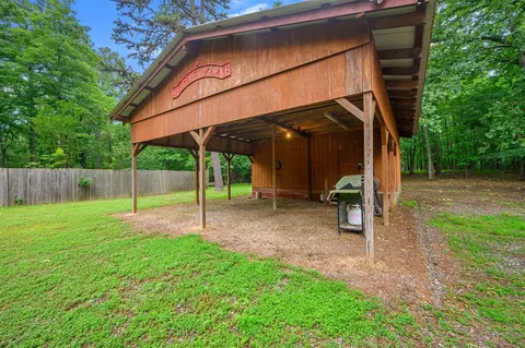 Exterior - 47 Tahnee Ln, Broken Bow, OK 74728 photo 8 of 27