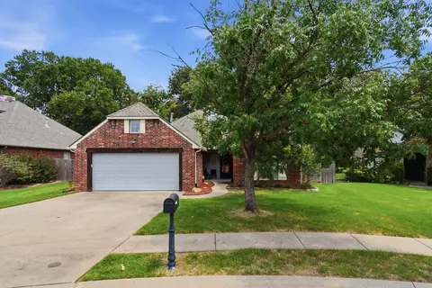26479 Vintage Trace Dr, Claremore, OK 74019