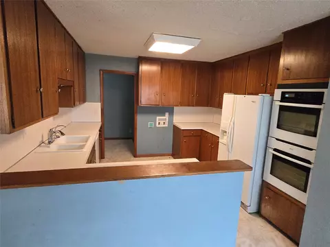 Kitchen - 10946 E 4th St, Tulsa, OK 74128 photo 2 of 2
