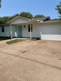 1210 E 140th St N, Collinsville, OK 74021