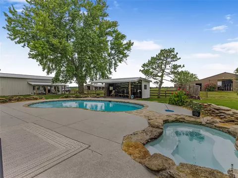 Exterior - 3947 E 340 Rd, Talala, OK 74080 photo 8 of 20