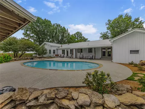 Exterior - 3947 E 340 Rd, Talala, OK 74080 photo 10 of 20