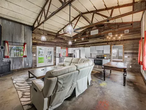 Living - 3947 E 340 Rd, Talala, OK 74080 photo 5 of 7