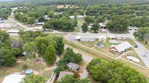 View/Area - 300 Huff St, Bernice, OK 74331 photo 3 of 6