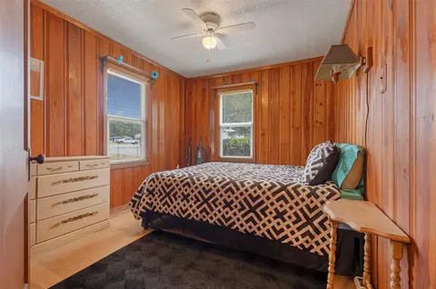 Bedroom - 300 Huff St, Bernice, OK 74331 photo 1 of 2